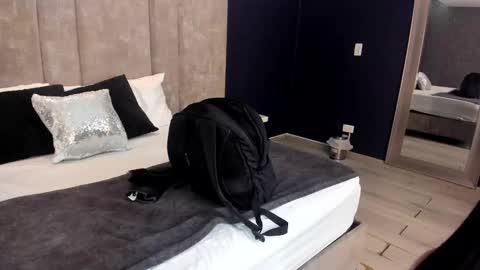Snapshot of paulinaduarte_ chatting on 03/13/26, 11:17 Paulina online show from 03/13/26, 11:17