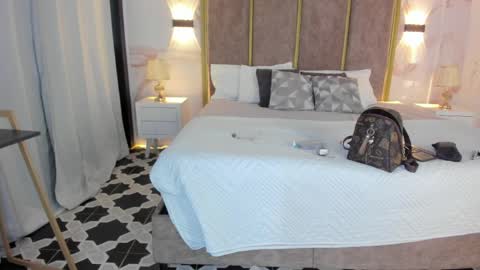 Snapshot of paulinaduarte_ chatting on 03/31/26, 11:43 Paulina online show from 03/31/26, 11:43