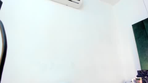 Paulina online show from 10/26/25, 02:23