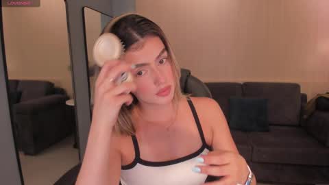 Snapshot of paulinasantosx chatting on 03/09/25, 05:17 Paulina Santos online show from 03/09/25, 05:17