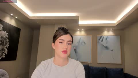 Paulina Santos  online show from 02/03/26, 08:03