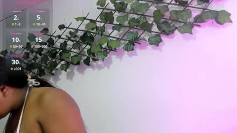 Paulina online show from 10/22/25, 02:34