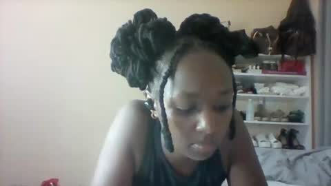 Snapshot of pauline19932016 chatting on 11/03/25, 02:40 pauline19932016 online show from 11/03/25, 02:40