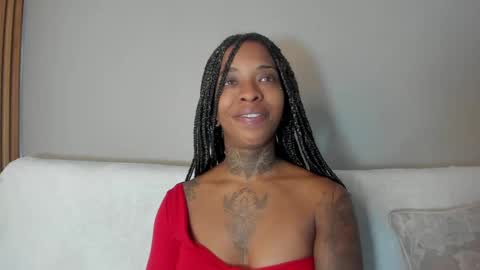 Pauline online show from 09/25/25, 03:32