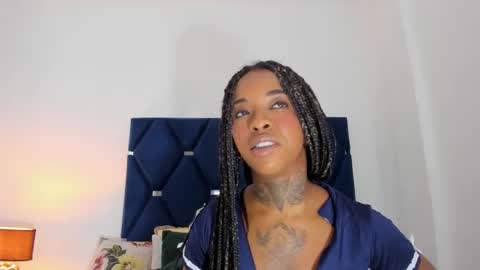 Pauline online show from 10/02/25, 01:23