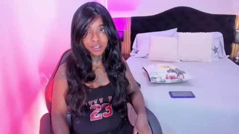 Pauline online show from 03/17/26, 02:38