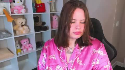 Erica online show from 05/22/26, 09:15