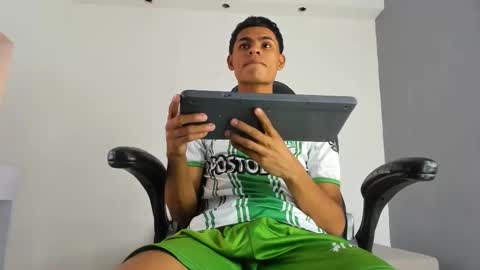 Paull Cassidy online show from 10/20/25, 07:25