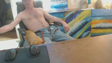 Snapshot of paulleroy chatting on 02/08/25, 03:19 paulleroy online show from 02/08/25, 03:19