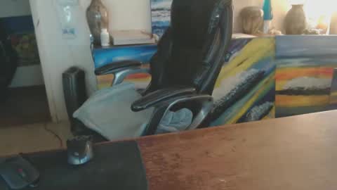 Snapshot of paulleroy chatting on 02/10/25, 11:13 paulleroy online show from 02/10/25, 11:13