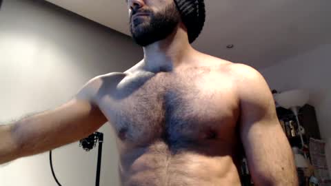 Snapshot of paulripped chatting on 07/01/26, 04:14 Paul online show from 07/01/26, 04:14