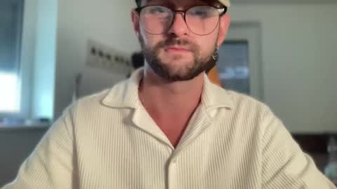 love bush online show from 09/12/25, 04:18