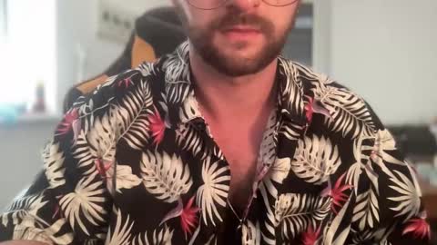 love bush online show from 09/21/25, 11:34