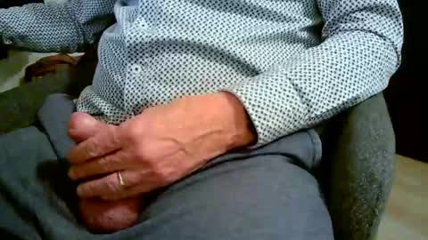 Paul online show from 12/21/25, 06:37