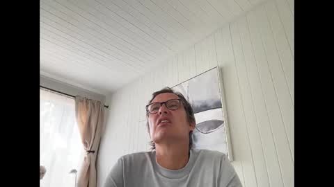 Snapshot of paulwill2377 chatting on 09/08/25, 06:51 paulwill2377 online show from 09/08/25, 06:51