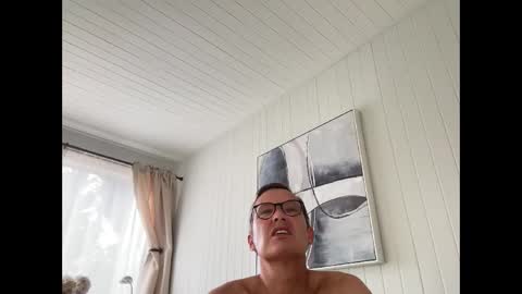 Snapshot of paulwill2377 chatting on 09/30/25, 12:48 paulwill2377 online show from 09/30/25, 12:48