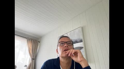 Snapshot of paulwill2377 chatting on 09/30/25, 04:34 paulwill2377 online show from 09/30/25, 04:34