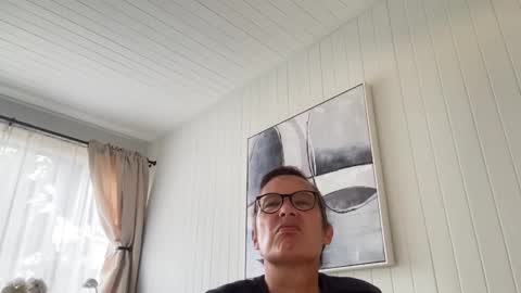 Snapshot of paulwill2377 chatting on 11/19/25, 07:14 paulwill2377 online show from 11/19/25, 07:14