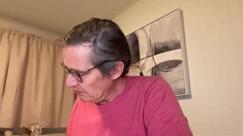 Snapshot of paulwill2377 chatting on 12/16/25, 03:55 paulwill2377 online show from 12/16/25, 03:55