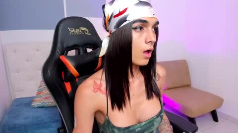 Snapshot of pauly_dolll chatting on 03/07/25, 08:02 Pauly online show from 03/07/25, 08:02