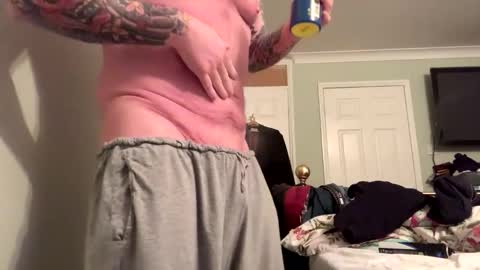 paulyb445 online show from 02/19/26, 08:54