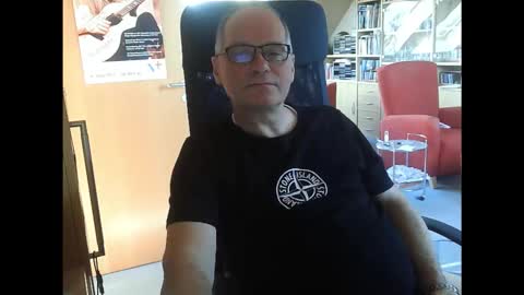 Pavlov aka Peter online show from 11/06/25, 08:37