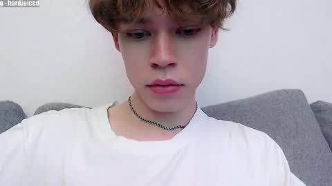 pawclaw online show from 11/21/25, 08:18