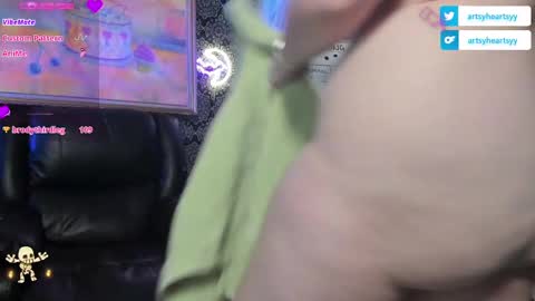 ArtsyHeartsyy online show from 12/06/24, 05:09