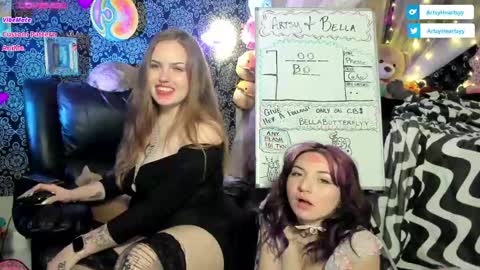 ArtsyHeartsyy online show from 01/14/25, 06:13