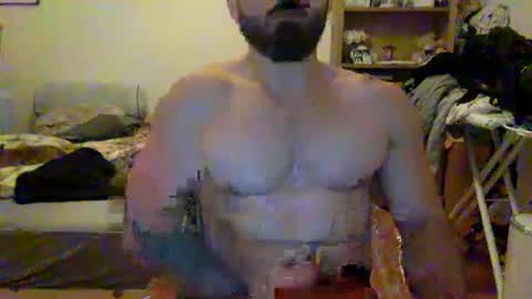 Snapshot of pax_ch chatting on 11/01/25, 02:52 pax_ch online show from 11/01/25, 02:52