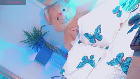 Snapshot of paytoncamila chatting on 09/15/25, 02:17 Payton online show from 09/15/25, 02:17