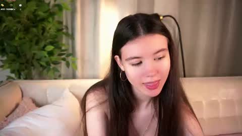 Snapshot of pazrapacki chatting on 06/20/26, 02:14 Beautiful Mila online show from 06/20/26, 02:14