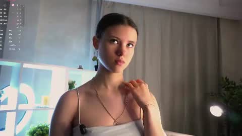 Snapshot of pazrapacki chatting on 07/18/26, 01:32 Beautiful Mila online show from 07/18/26, 01:32