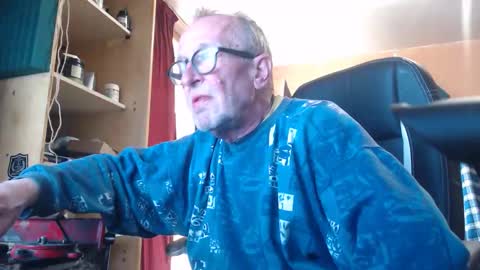 pc8474408 online show from 04/04/26, 12:57