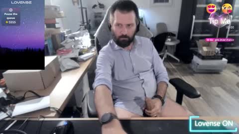 Snapshot of pc92160 chatting on 09/19/25, 10:21 pc92160 online show from 09/19/25, 10:21