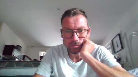 Snapshot of pchittt chatting on 06/02/26, 01:46 pchittt online show from 06/02/26, 01:46