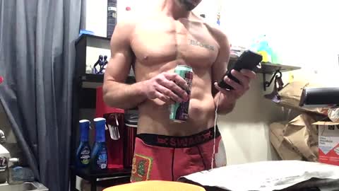 Snapshot of pduke81 chatting on 12/18/24, 11:40 Hung sung Hero online show from 12/18/24, 11:40