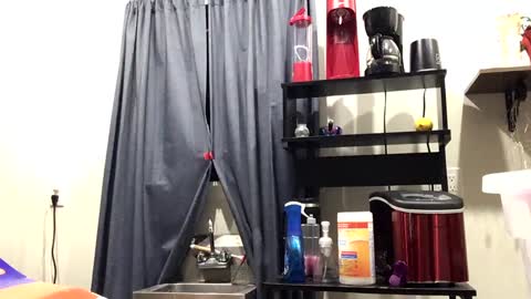 Snapshot of pduke81 chatting on 01/26/25, 11:29 Hung sung Hero online show from 01/26/25, 11:29