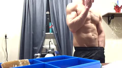 Snapshot of pduke81 chatting on 02/01/25, 11:37 Hung sung Hero online show from 02/01/25, 11:37