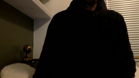 Snapshot of pea23 chatting on 11/09/25, 11:03 pea23 online show from 11/09/25, 11:03