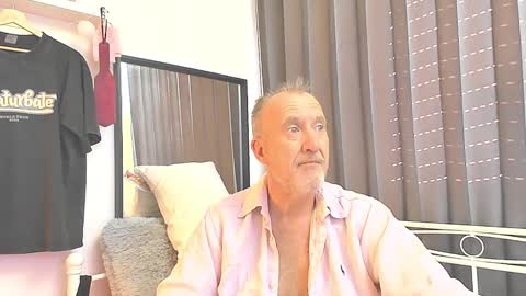 Snapshot of peacetous chatting on 01/18/25, 12:36 Marc online show from 01/18/25, 12:36