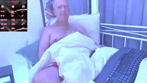 Snapshot of peacetous chatting on 02/10/25, 06:53 Marc online show from 02/10/25, 06:53