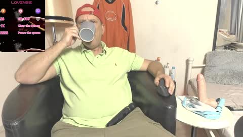 Snapshot of peacetous chatting on 02/24/25, 04:05 Marc online show from 02/24/25, 04:05