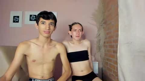 peach tyron online show from 03/07/25, 01:53