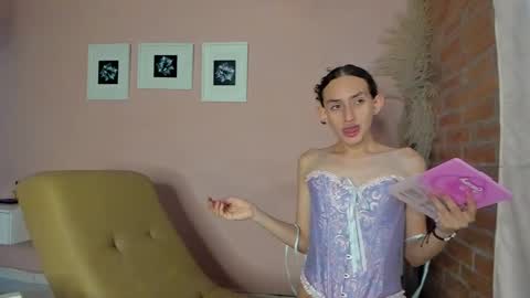 peach tyron online show from 03/08/25, 07:31