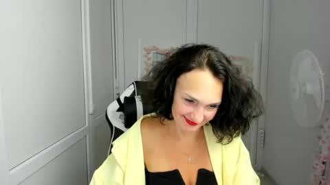Snapshot of peachboomm chatting on 07/01/26, 11:56 Christina online show from 07/01/26, 11:56