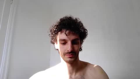 Snapshot of peachcreamcouple chatting on 09/25/25, 05:22 Lexy Peach online show from 09/25/25, 05:22