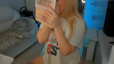 peachju1cy online show from 03/09/25, 02:50