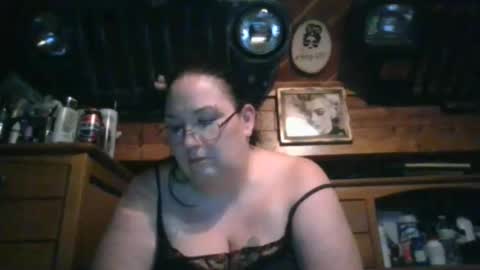 Snapshot of peachtree197 chatting on 01/16/25, 02:30 peachtree197 online show from 01/16/25, 02:30