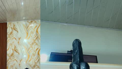 Snapshot of peachy__baby chatting on 06/06/26, 11:04 peachy__baby online show from 06/06/26, 11:04